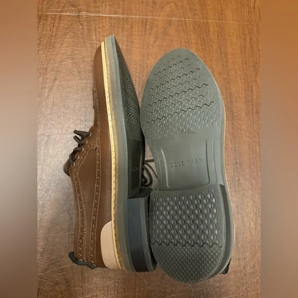 Cole Haan Davidson Grand Wingtip Oxford - Picture 4 of 6